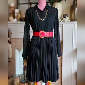 NWT old stock Nougat London pleated skirt. Size 0